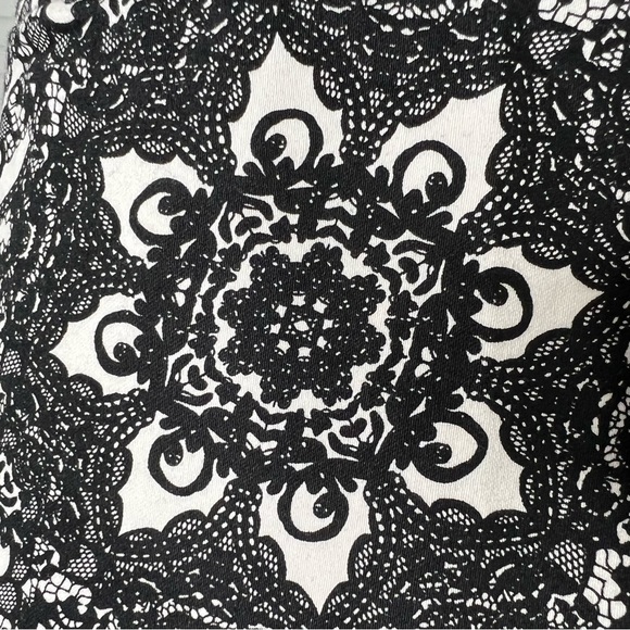 TORRID: Lace Print Sateen Peplum Top - Picture 7 of 9